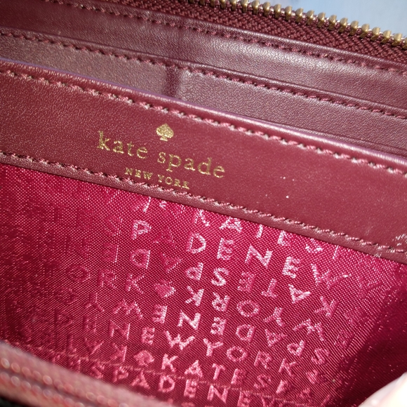Kate Spade Burgundy textured Patent Leather Zipper Wallet - Picture 5 of 10